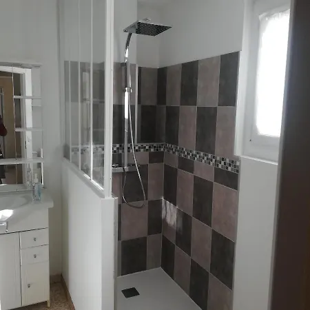 Holiday home Les Mesanges Le Chaffaut-Saint-Jurson